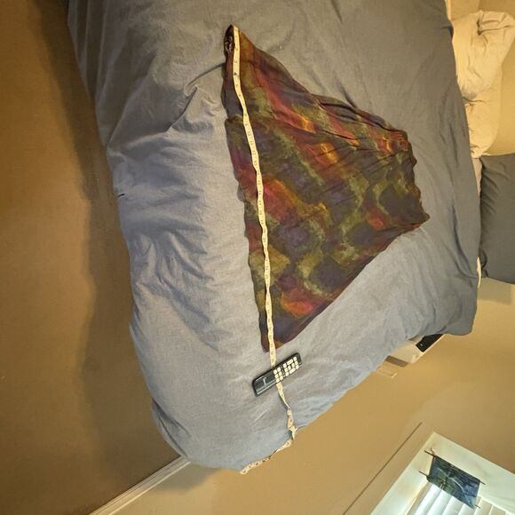 Women’s Skirt With Fun Colored Print.  Measurements In Photos. Fit Me At 16 Tall - Picture 6 of 7